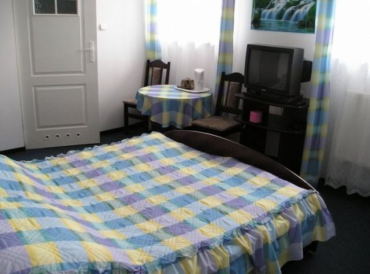 Pokój 2-osobowy z łożem małżeńskim